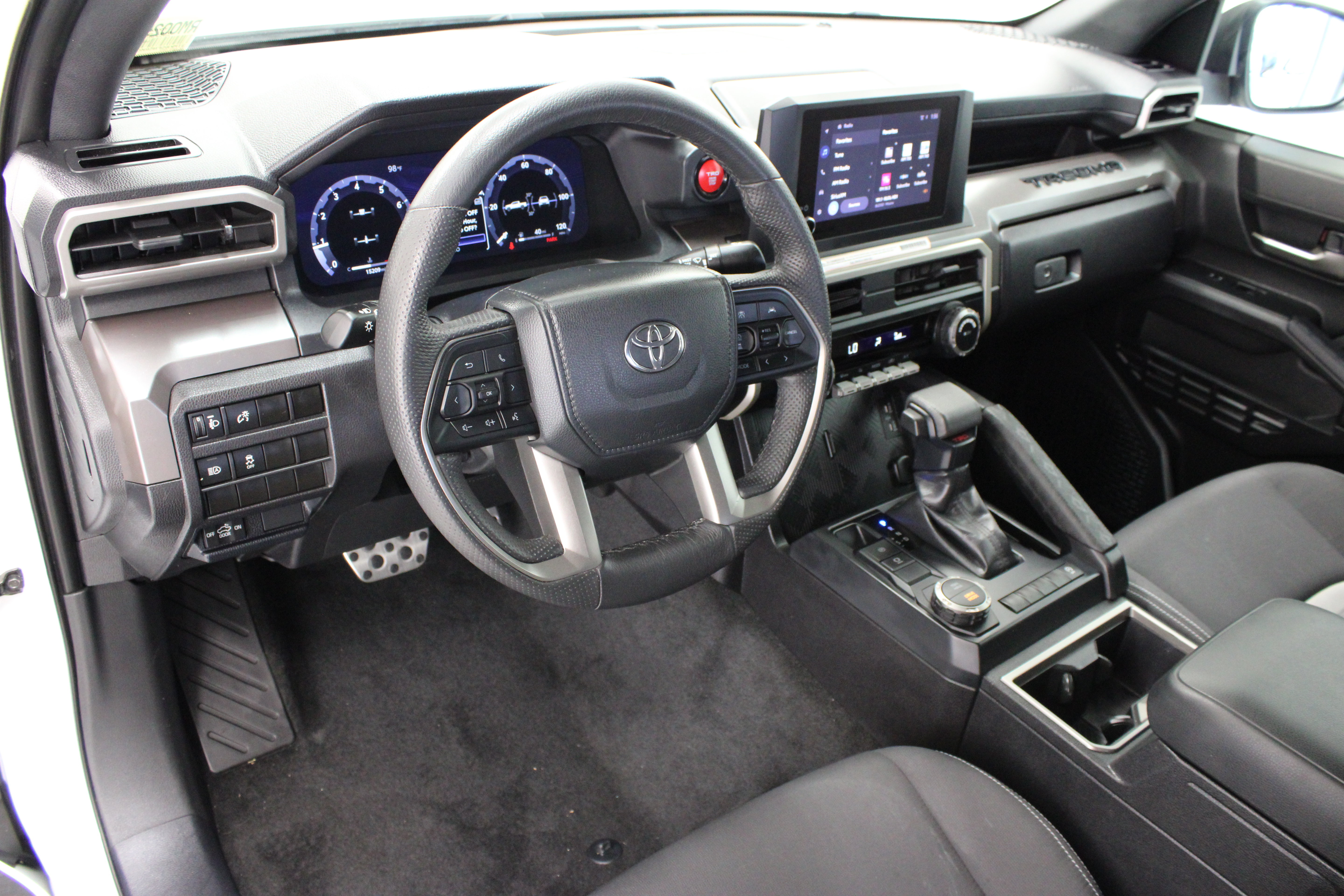 Used 2024 Toyota Tacoma TRD Sport RWD image 13