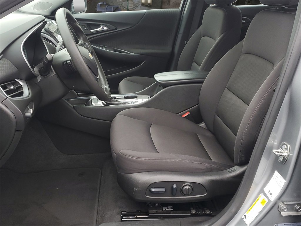 Used 2024 Chevrolet Malibu LT image 16