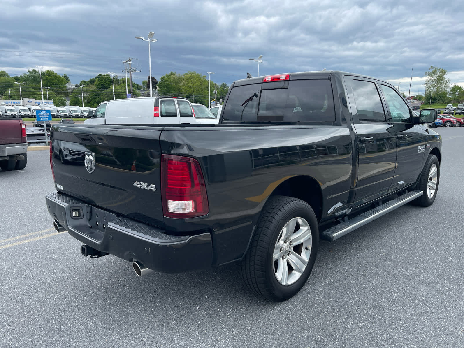 Used 2016 RAM 1500 Sport w/ Convenience Group AWD/4WD image 6
