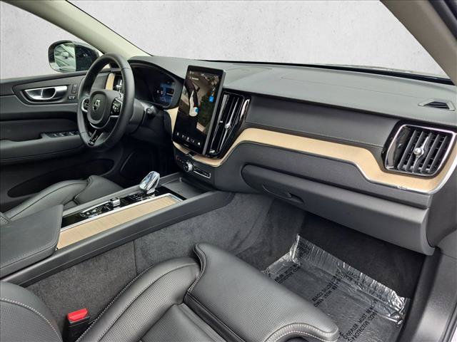 Used 2026 Volvo XC60 B5 Ultra w/ Protection Package Premier AWD/4WD image 23