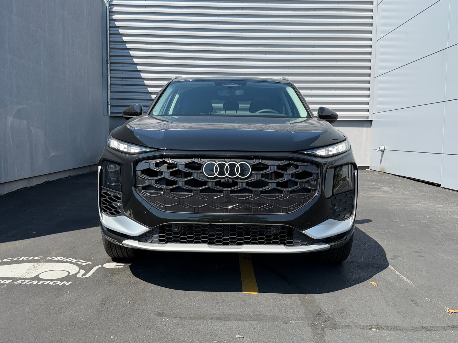 New 2026 Audi Q3 quattro 2.0T AWD/4WD image 6