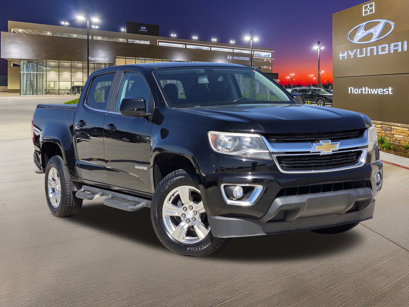 Used 2018 Chevrolet Colorado LT w/ LT Convenience Package image 3