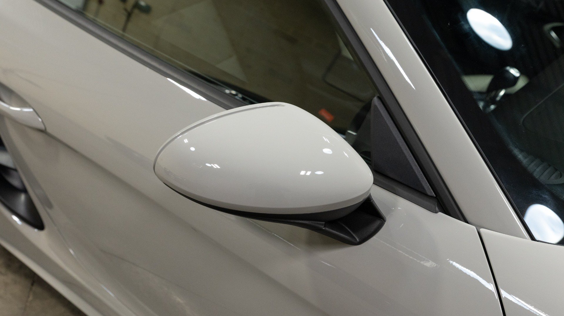 Used 2021 Porsche 718 Boxster RWD image 18