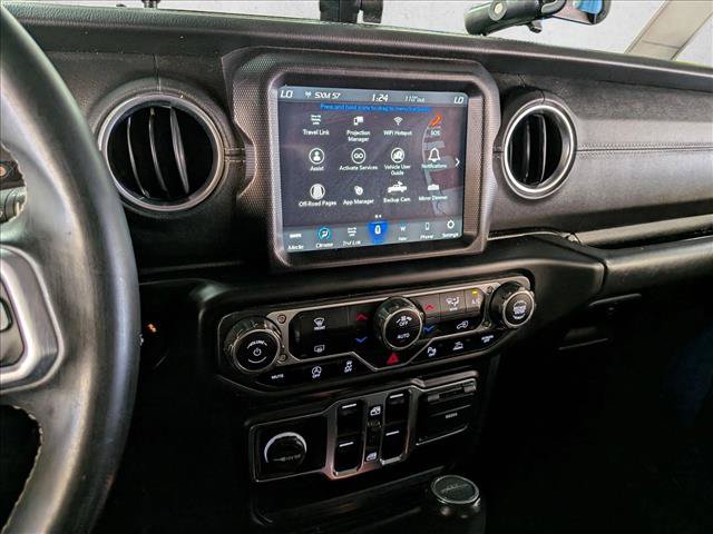 Used 2020 Jeep Gladiator Overland w/ Dual Top Group AWD/4WD image 19