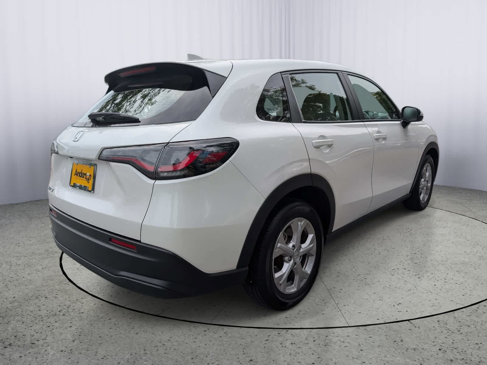 Certified 2024 Honda HR-V LX image 3