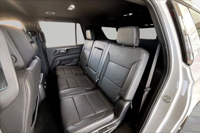 Used 2025 Chevrolet Tahoe LT AWD/4WD image 16