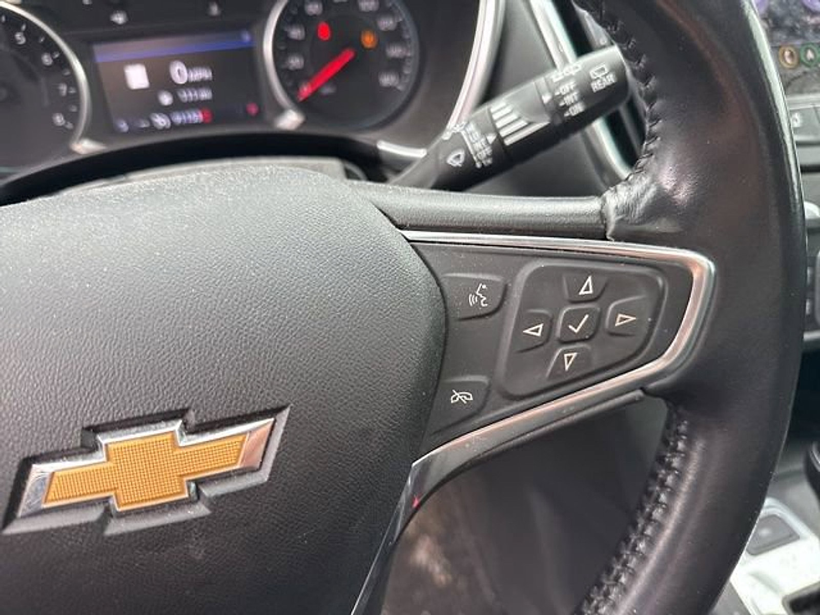 Used 2019 Chevrolet Equinox LT AWD/4WD image 15