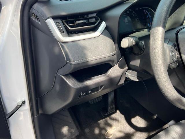Certified 2025 Toyota RAV4 XLE AWD/4WD image 12