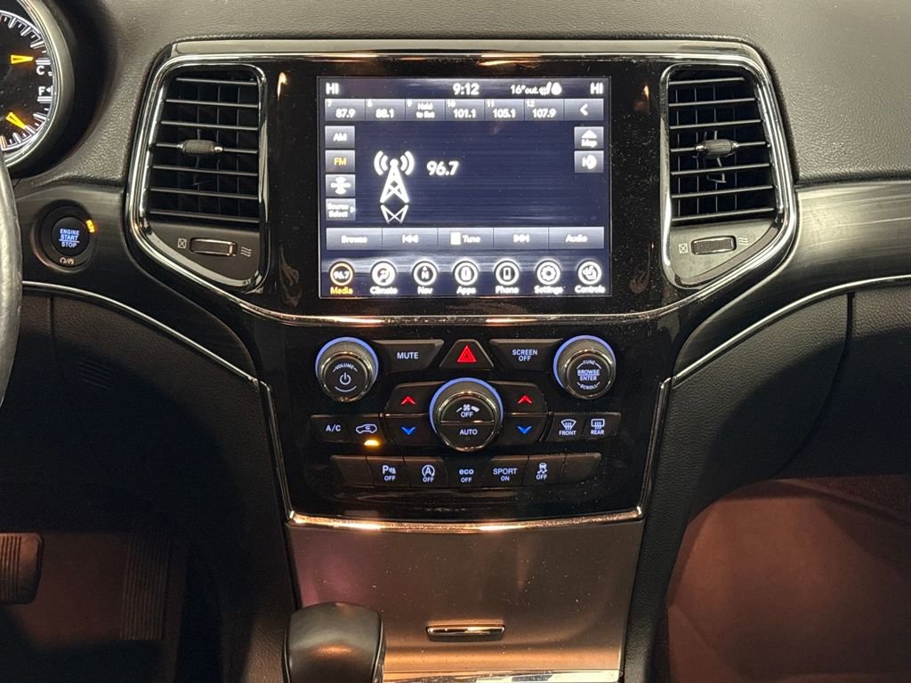 Used 2022 Jeep Grand Cherokee Limited w/ Tech Group image 23