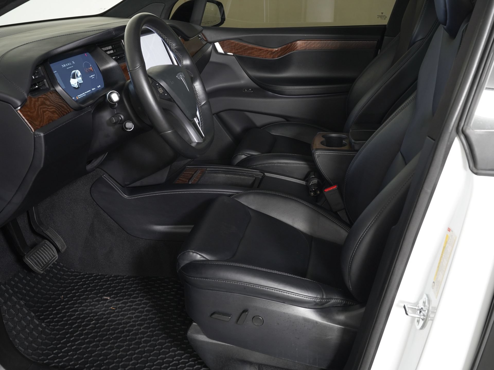Used 2021 Tesla Model X Long Range AWD/4WD image 14