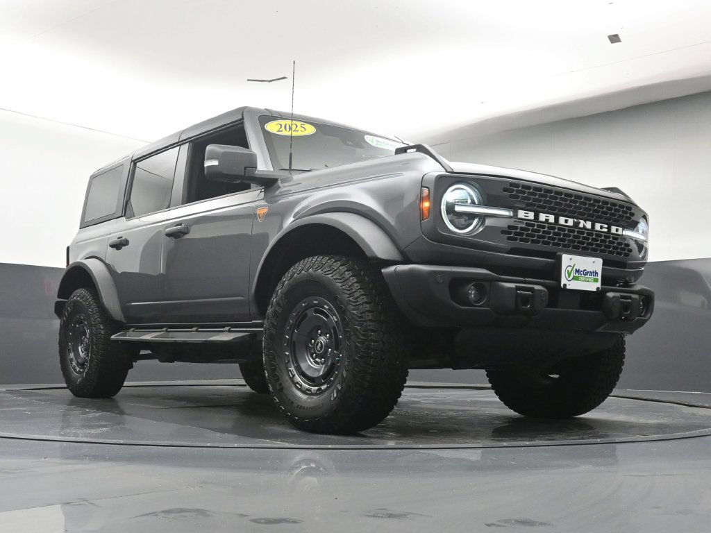 Used 2025 Ford Bronco Badlands AWD/4WD image 25