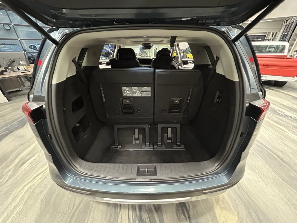 Used 2022 Kia Carnival SX Prestige image 45