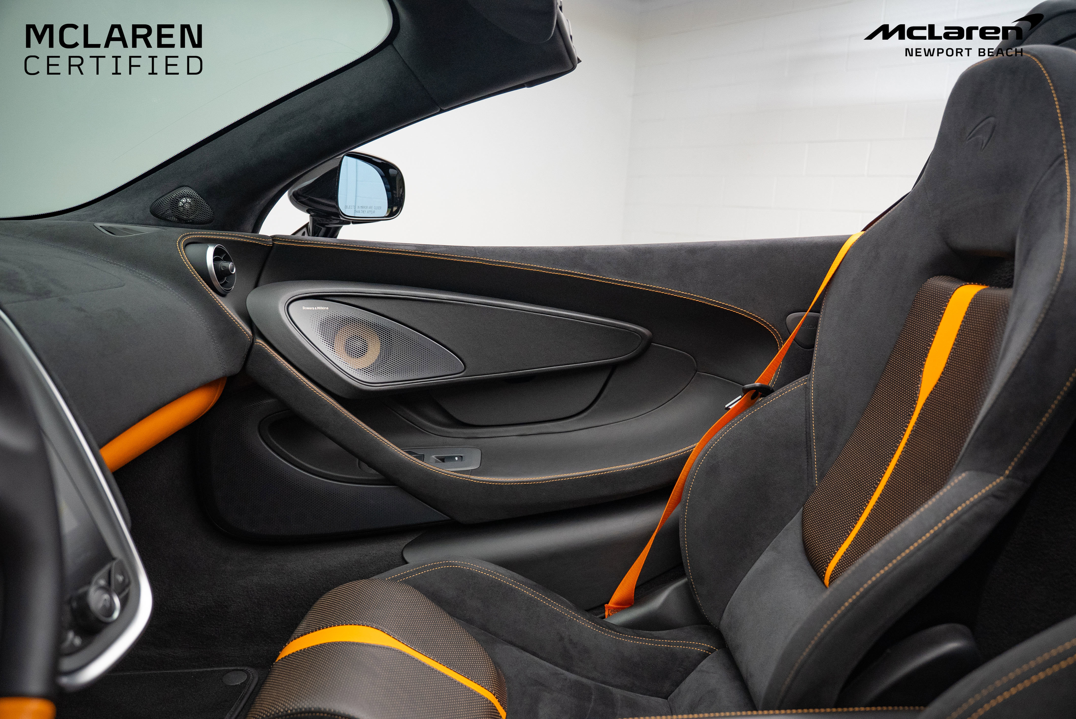 Used 2019 McLaren 570S Spider image 33