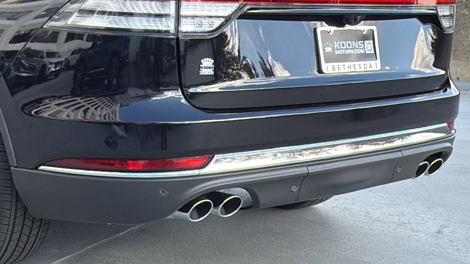 New 2026 Lincoln Aviator AWD image 5