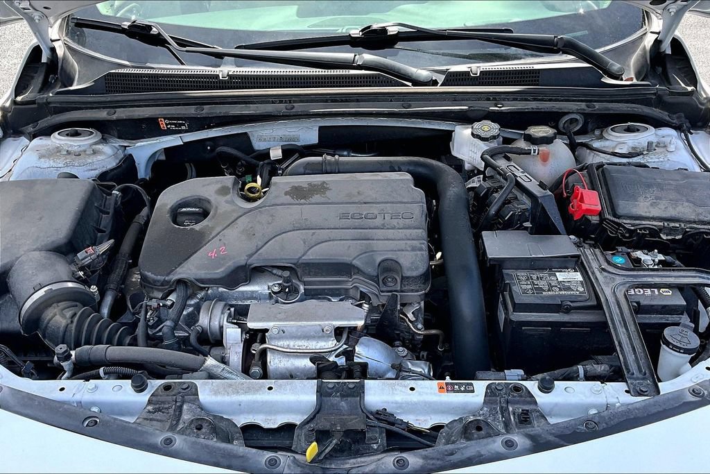 Used 2024 Chevrolet Malibu LT FWD image 28