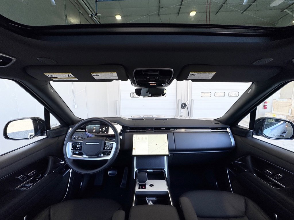 New 2026 Land Rover Range Rover SE image 15