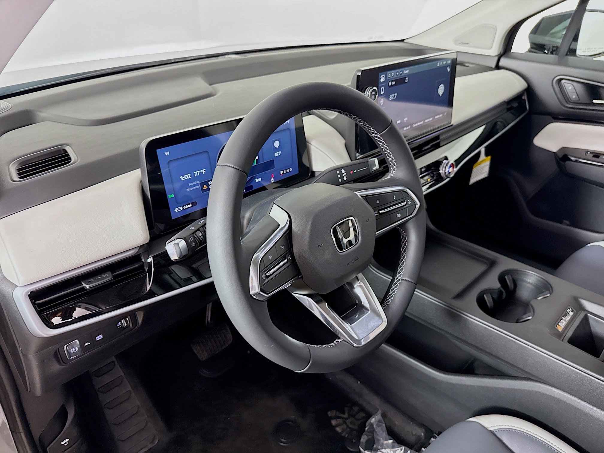 New 2026 Honda Prologue Touring image 8