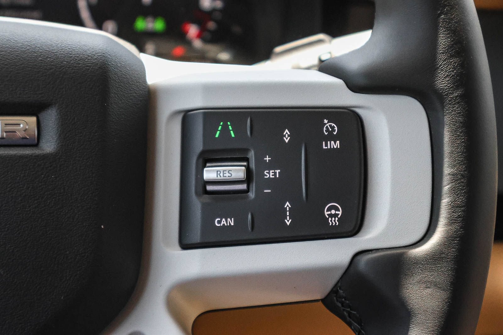 New 2026 Land Rover Defender 110 S AWD/4WD image 31