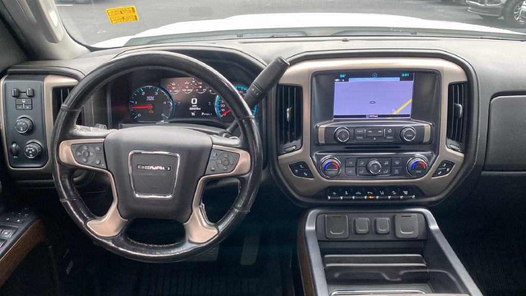 Used 2019 GMC Sierra 2500 Denali w/ Duramax Plus Package AWD/4WD image 21