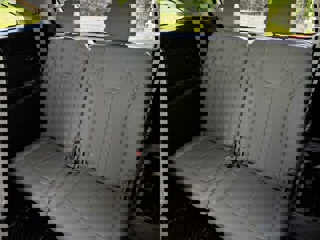 Used 2023 Kia Sorento SX image 29