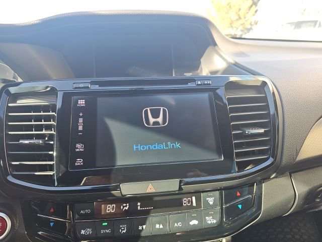 Used 2017 Honda Accord EX-L image 11