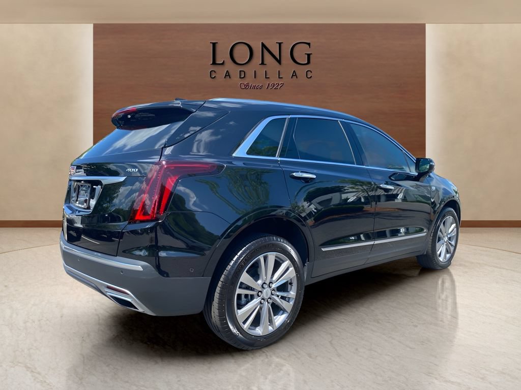 Used 2025 Cadillac XT5 Premium Luxury w/ Technology Package AWD/4WD image 5