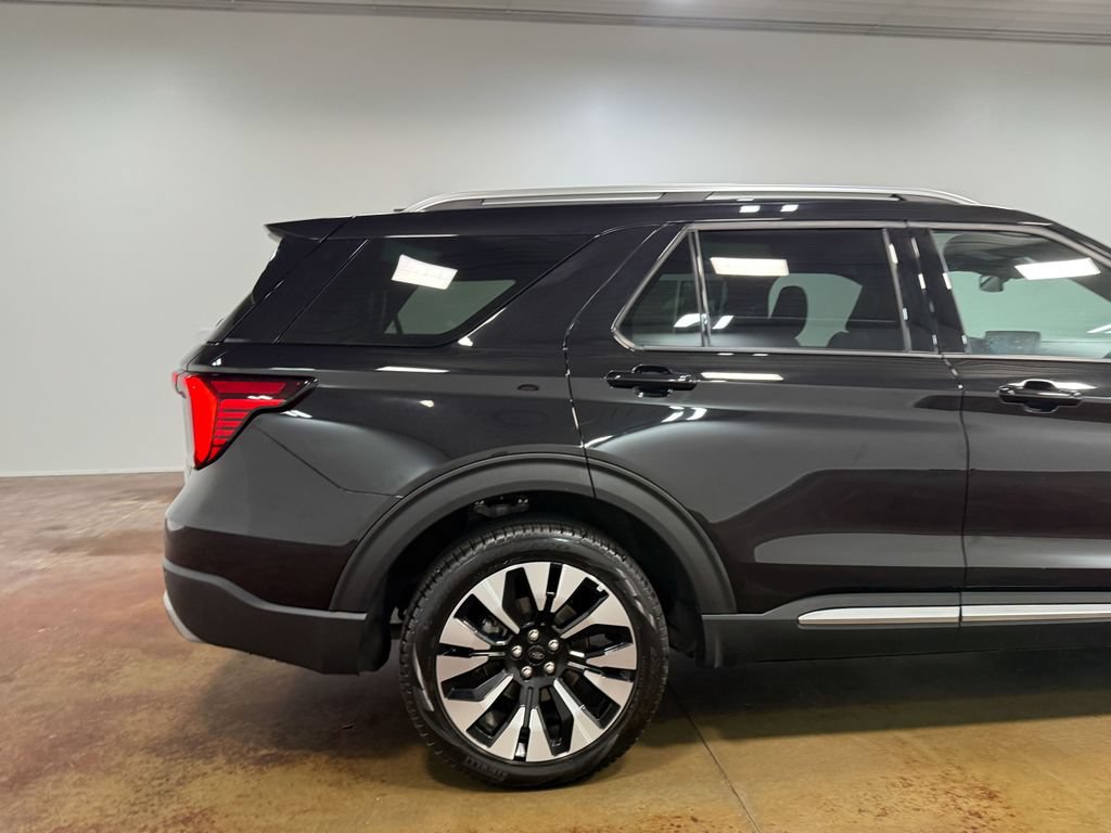 Used 2025 Ford Explorer Platinum w/ LUX Leather Package AWD/4WD image 33