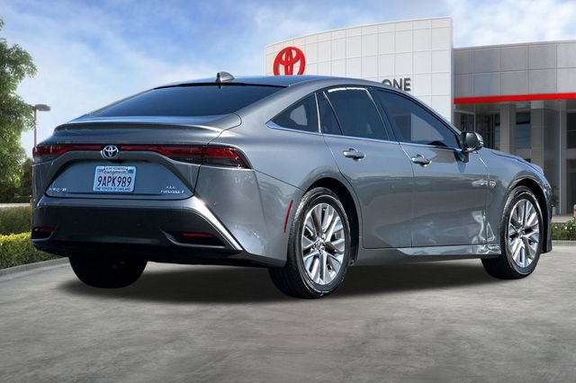 Used 2022 Toyota Mirai w/ Advanced Technology Package RWD image 4