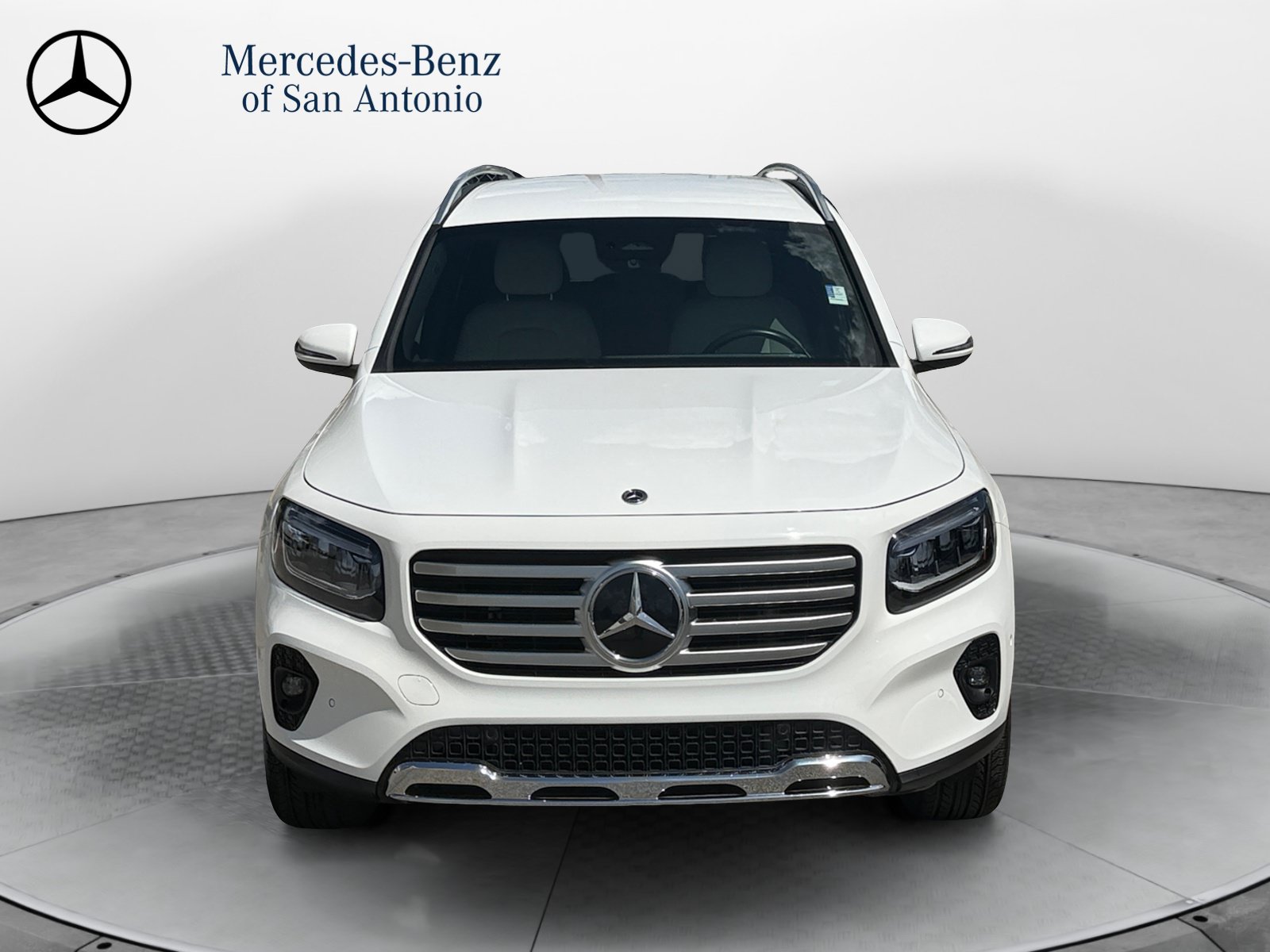Certified 2025 Mercedes-Benz GLB 250 image 2