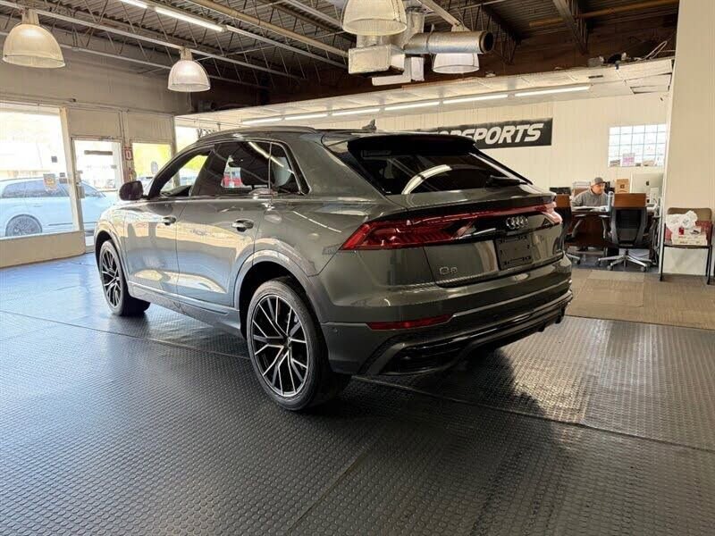 Used 2019 Audi Q8 Prestige w/ Luxury Package AWD/4WD image 8