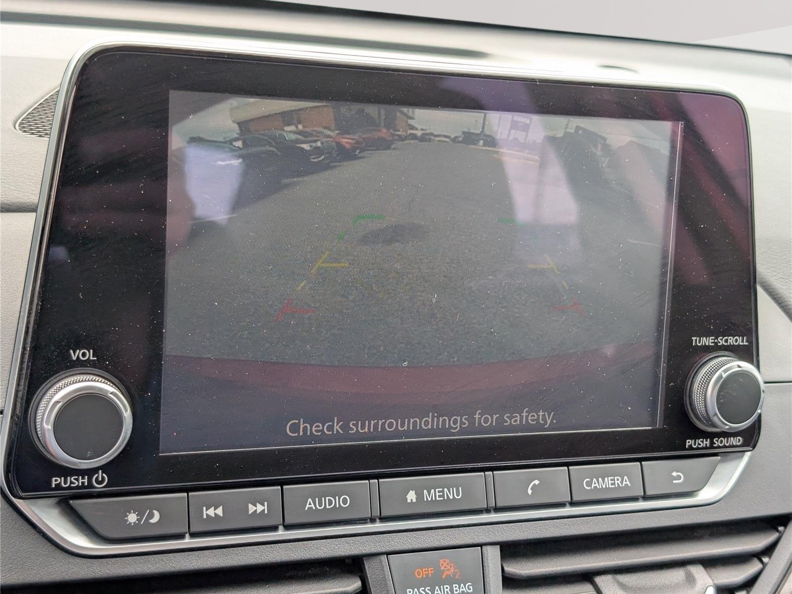 Used 2024 Nissan Altima 2.5 SV FWD image 27