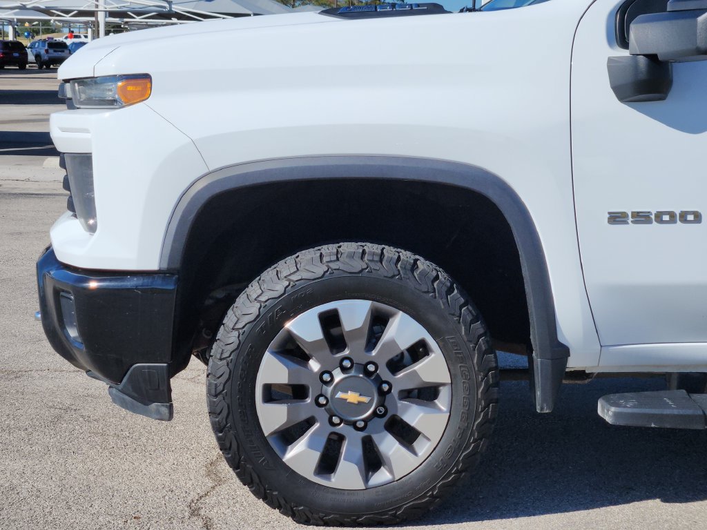 Used 2024 Chevrolet Silverado 2500 Custom w/ Custom Value Package AWD/4WD image 9