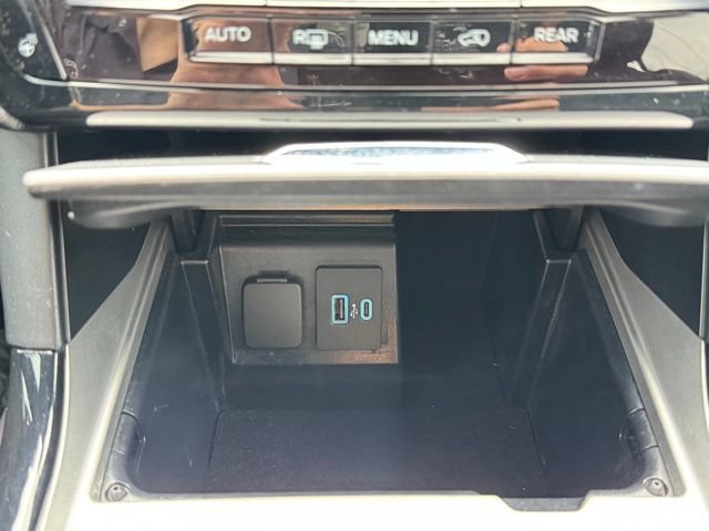 Used 2022 Ford Explorer ST AWD/4WD image 17