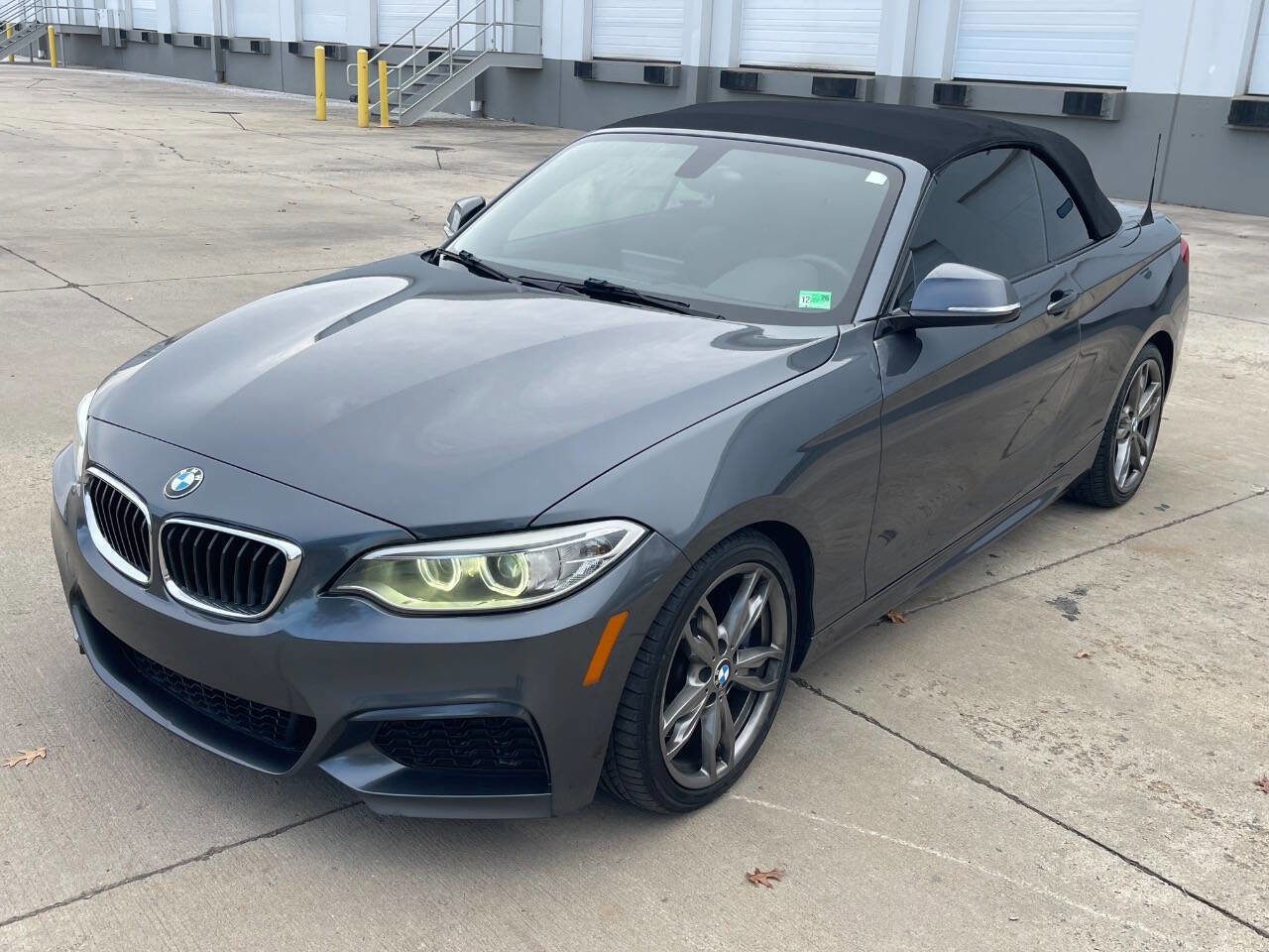 Used 2016 BMW M235i Convertible w/ Technology Package image 22