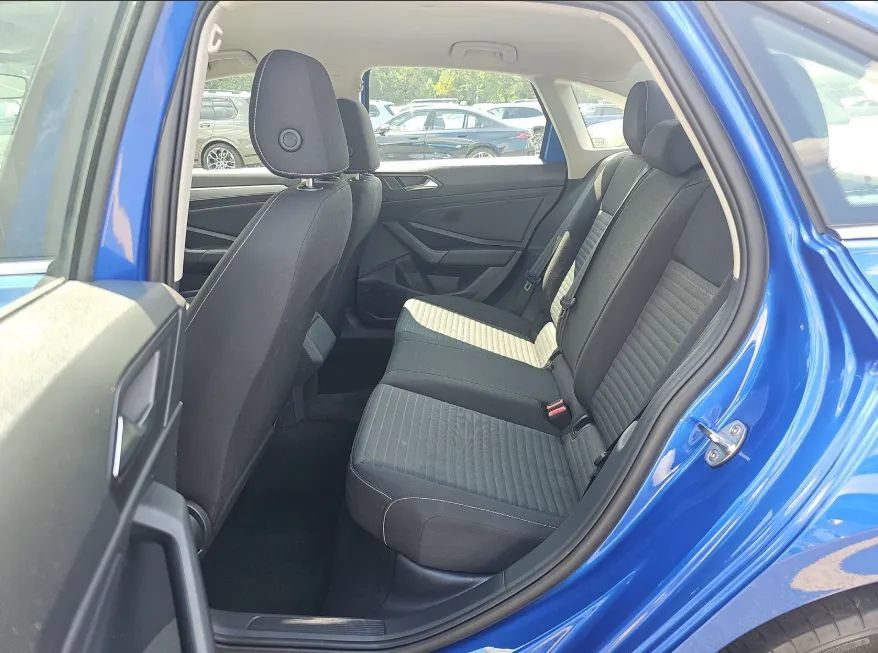 Used 2023 Volkswagen Jetta S FWD image 5
