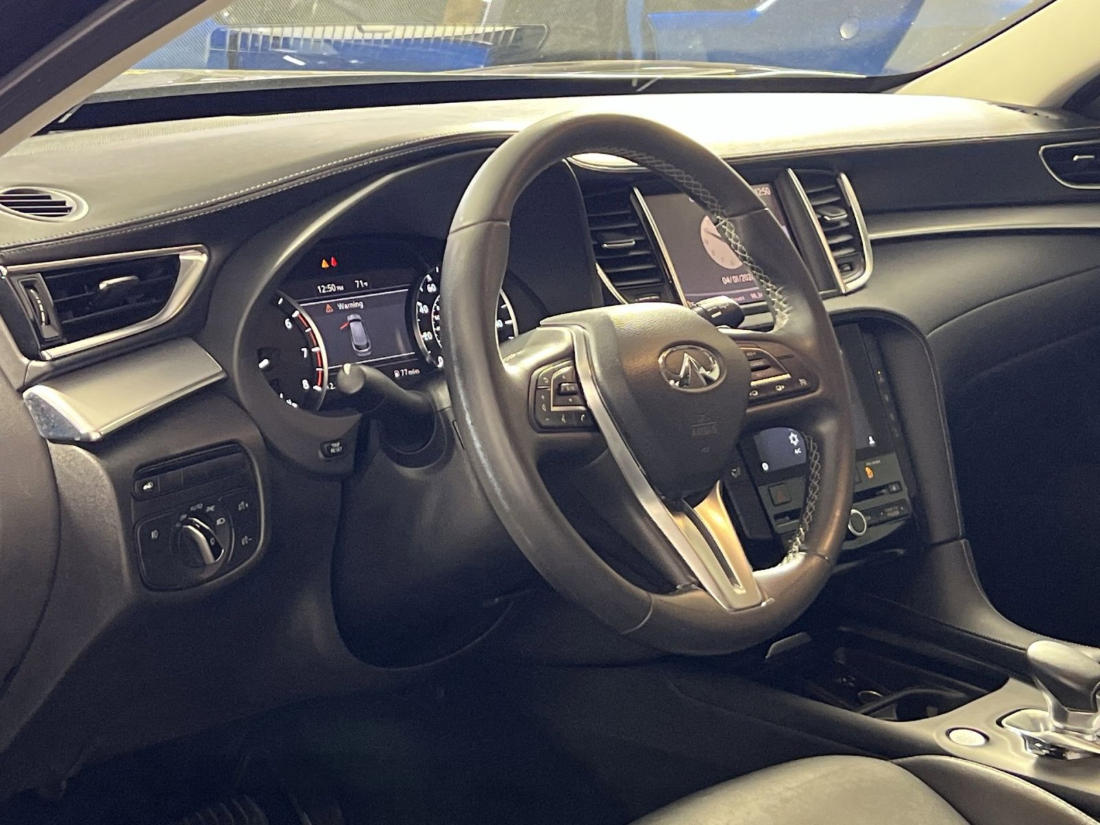 Used 2019 INFINITI QX50 Luxe image 16