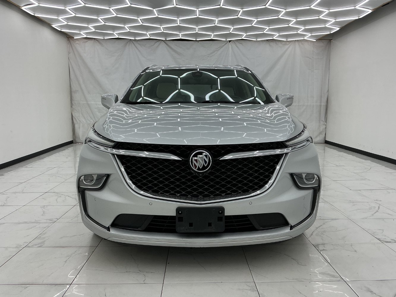 Used 2022 Buick Enclave Avenir w/ Trailering Package, 5000 lbs. AWD/4WD image 5