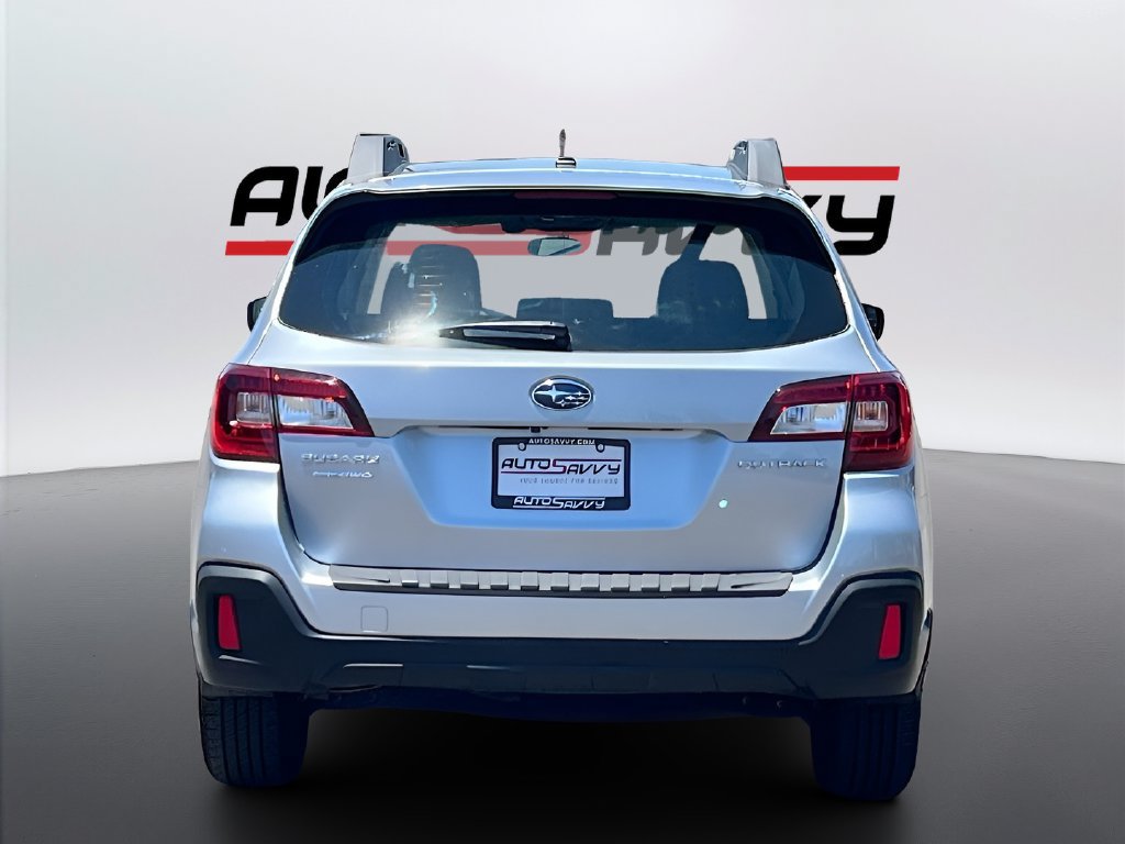 Used 2019 Subaru Outback 2.5i AWD/4WD image 6