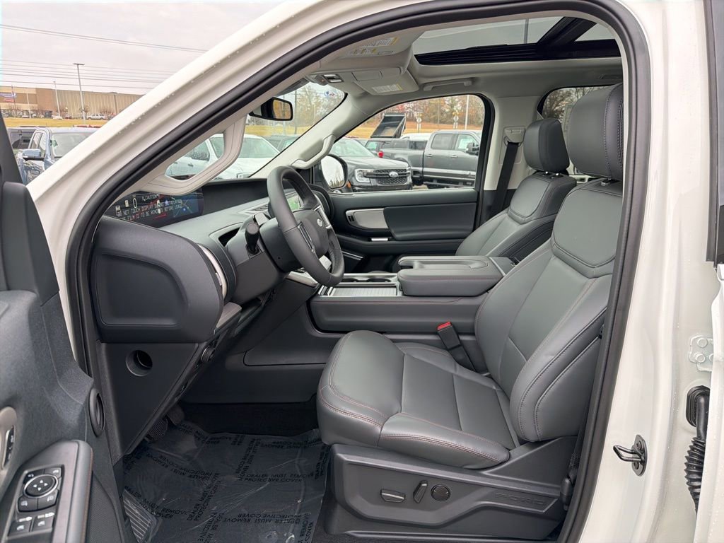 New 2025 Ford Expedition Max Active image 11
