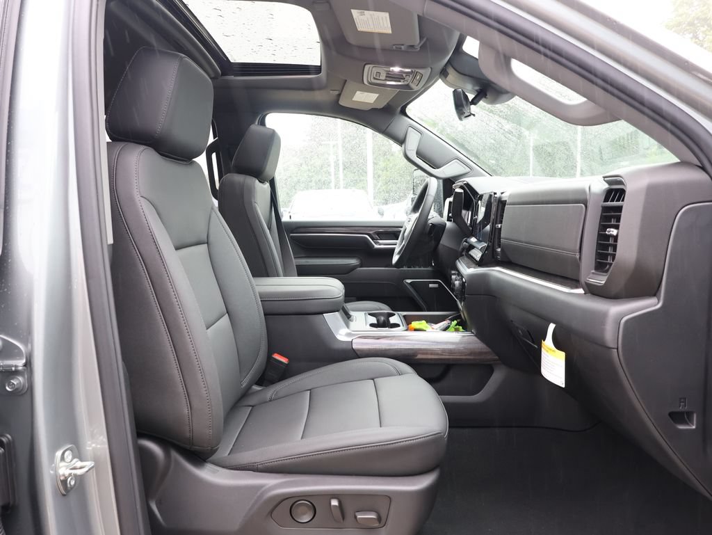 New 2026 Chevrolet Silverado 2500 LTZ w/ LTZ Plus Package AWD/4WD image 45