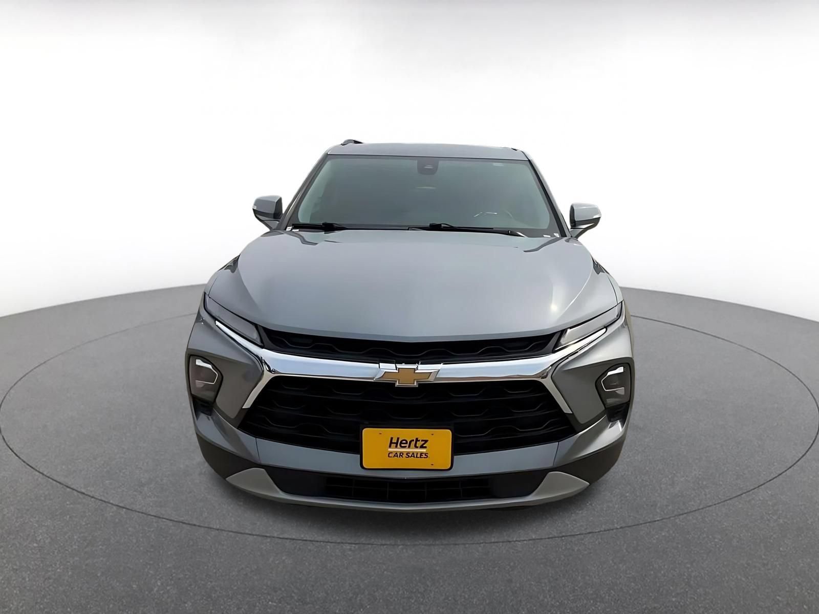 Used 2024 Chevrolet Blazer LT FWD image 4