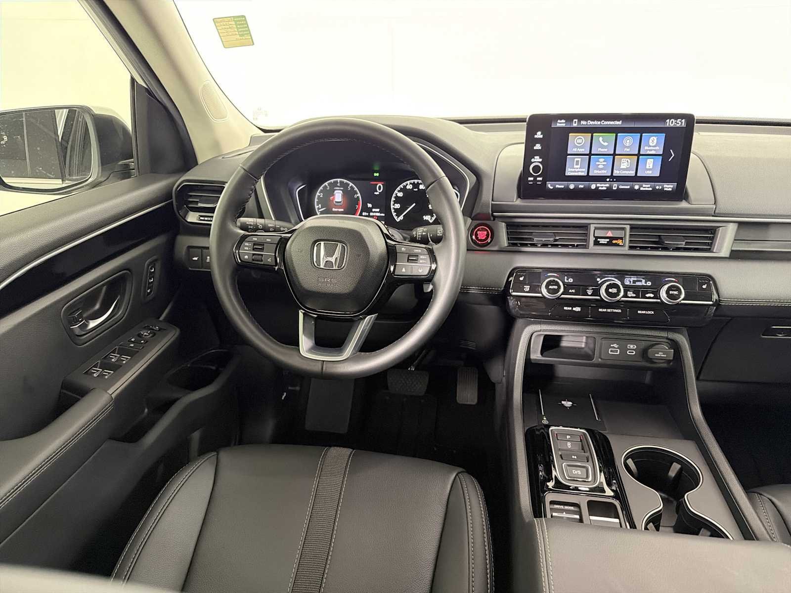 Used 2025 Honda Pilot EX-L image 23