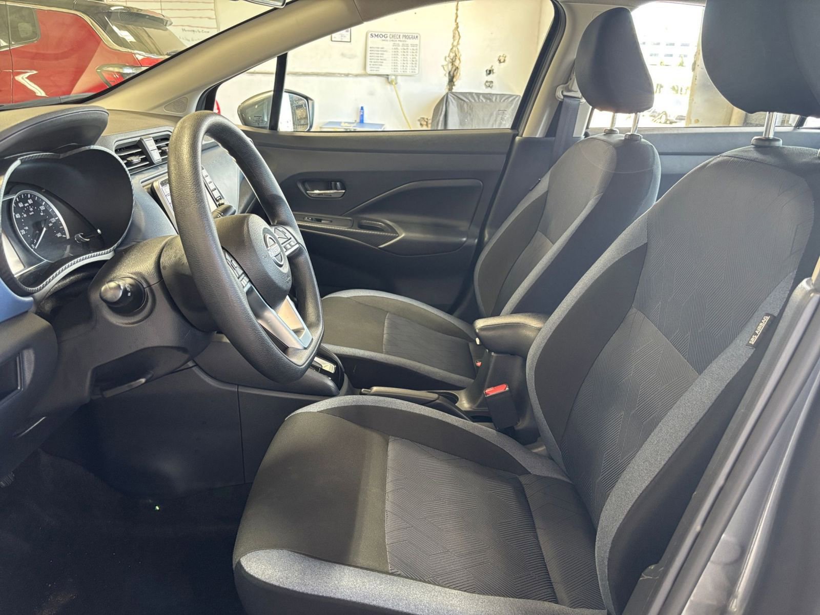 Used 2025 Nissan Versa SV FWD image 24