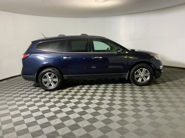 Used 2017 Chevrolet Traverse LT image 6