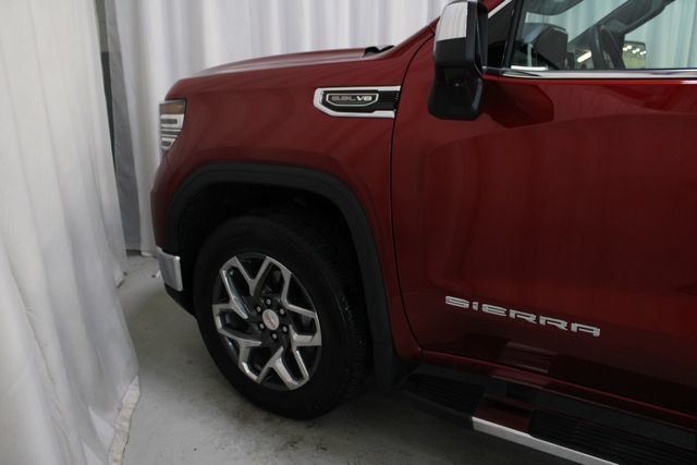 Used 2024 GMC Sierra 1500 SLT w/ SLT Premium Plus Package AWD/4WD image 31