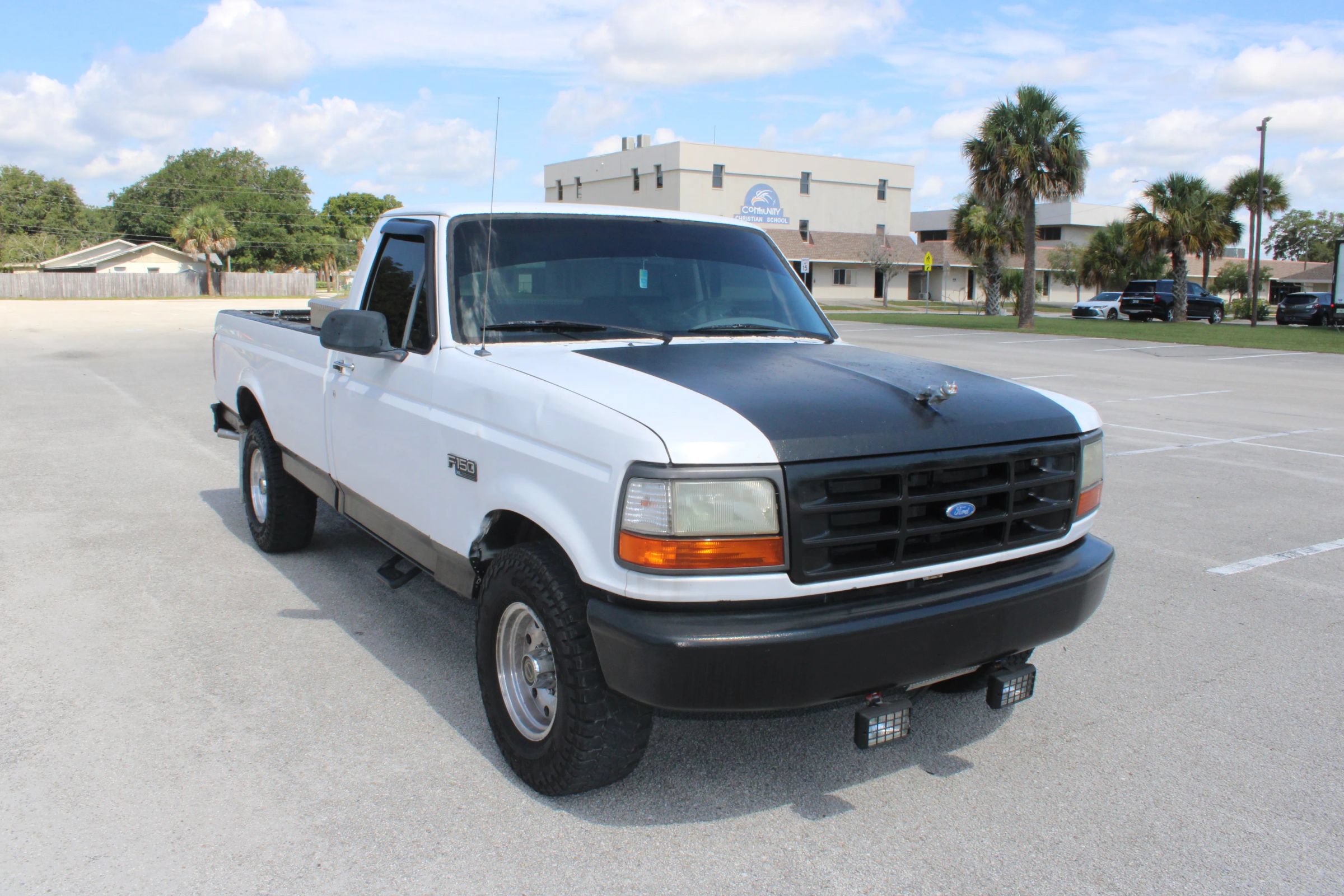 Used 1994 Ford F150 2WD Regular Cab image 17