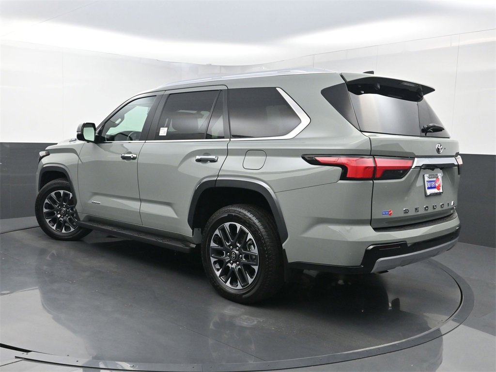 Used 2025 Toyota Sequoia Limited image 28