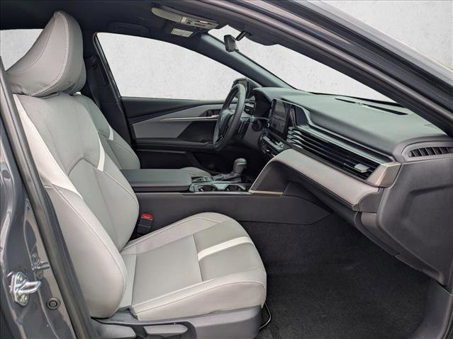 Used 2025 Toyota Camry SE FWD image 19