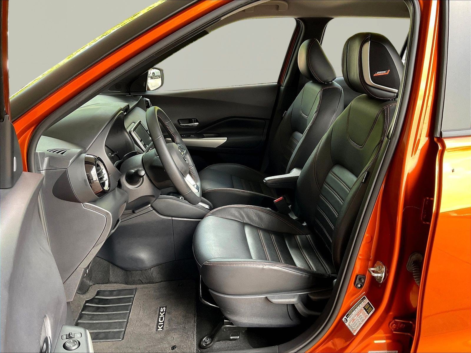 Used 2020 Nissan Kicks SR w/ SR Premium Package FWD image 20