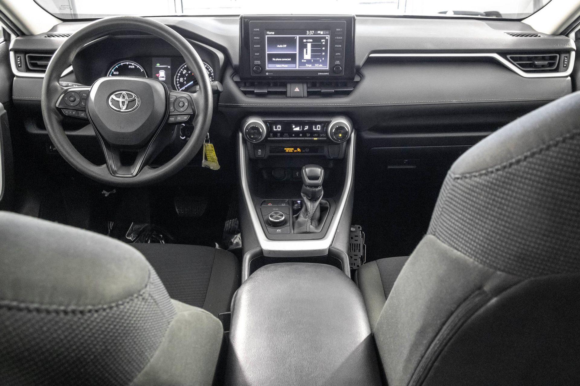 Used 2022 Toyota RAV4 LE AWD/4WD image 22